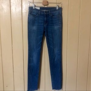 Imogene + Willie Lucy Jean Frayed Hem Size 25